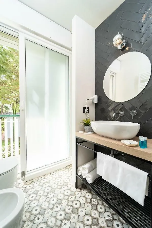 B&B Isabella Μιλάνο Μαριτίμα